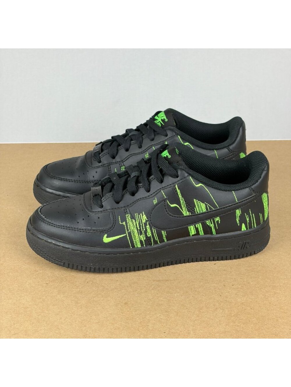 Nike Air Force 1 Matrix Leather Athletic Shoes Youth 4.5Y Black Green Lace Up